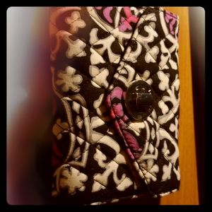 Bera Bradley Wristlet. SALE